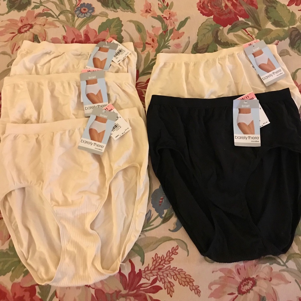 New 5 pairs Barely There Briefs size 10/11